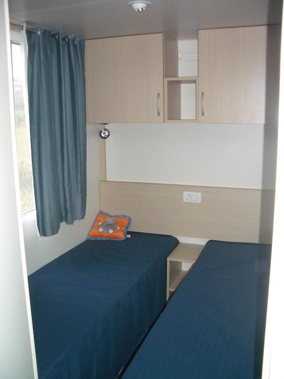 Camping & Resort Valle Romantica Cannobio Chambre photo